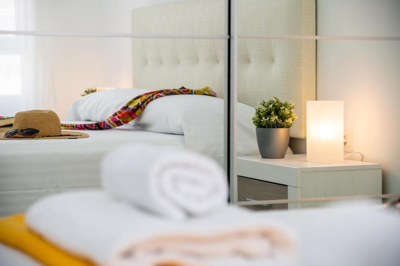 3C Atico Vista Hermosa Wifi Pool,Tennis,Padel,Park Лос-Крістіанос Екстер'єр фото